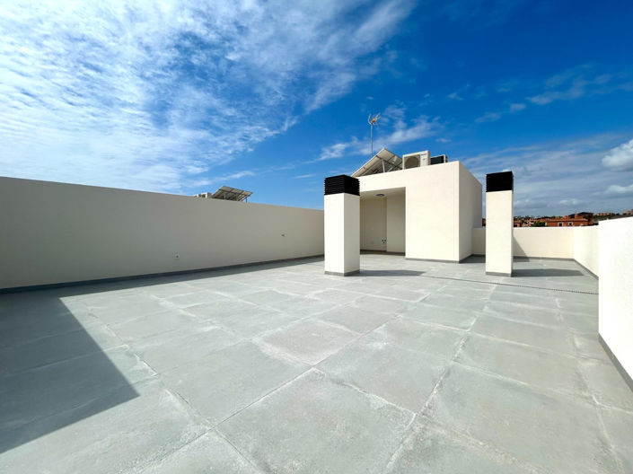 Image No.33-2 Bed Penthouse for sale