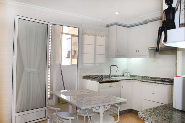 Image No.10-4 Bed Apartment for sale