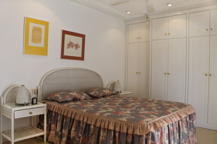 Image No.15-4 Bed Apartment for sale