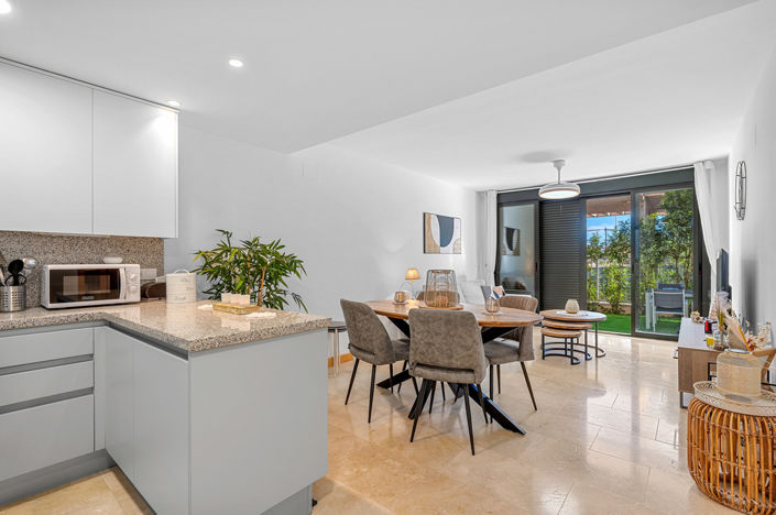 Image No.11-2 Bed Apartment for sale