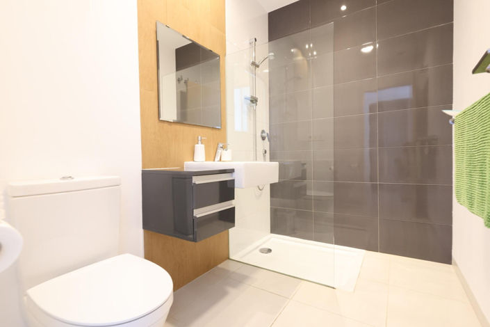 Image No.20-2 Bed Apartment for sale