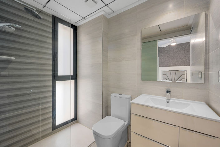 Image No.21-3 Bed House for sale