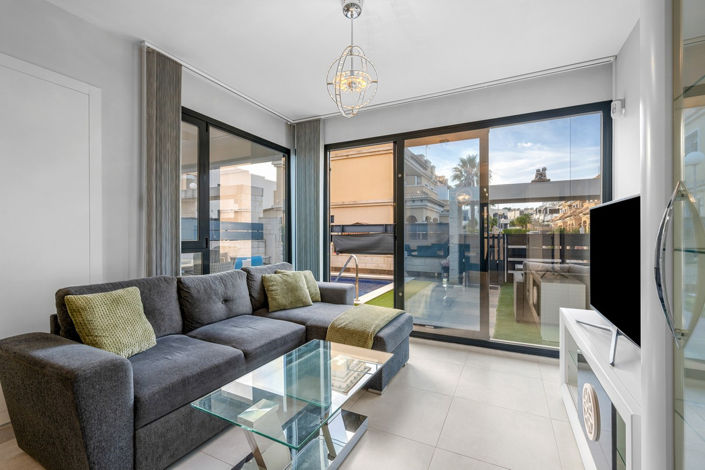 Image No.9-3 Bed House for sale