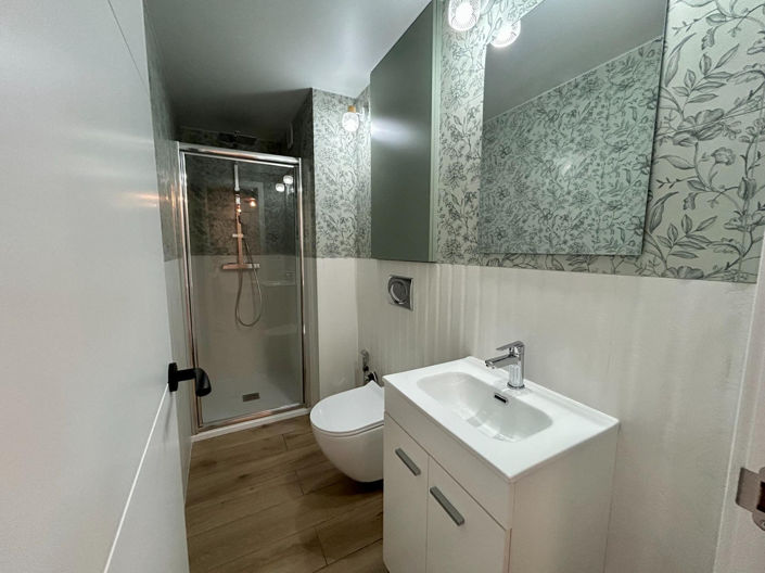 Image No.19-2 Bed Apartment for sale