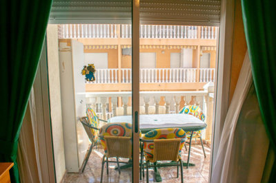 8-e64a9055bba3e77ac8aca3b893cdf826