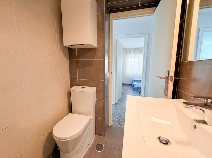 Image No.23-3 Bed Apartment for sale