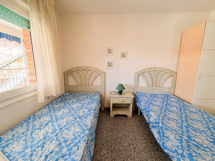 Image No.29-3 Bed Apartment for sale