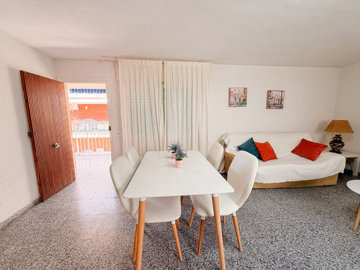 7-aa4cc561180b369757c0bb4af9886cd3