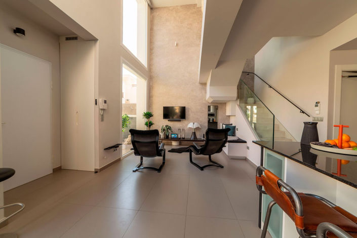 Image No.13-3 Bed House for sale