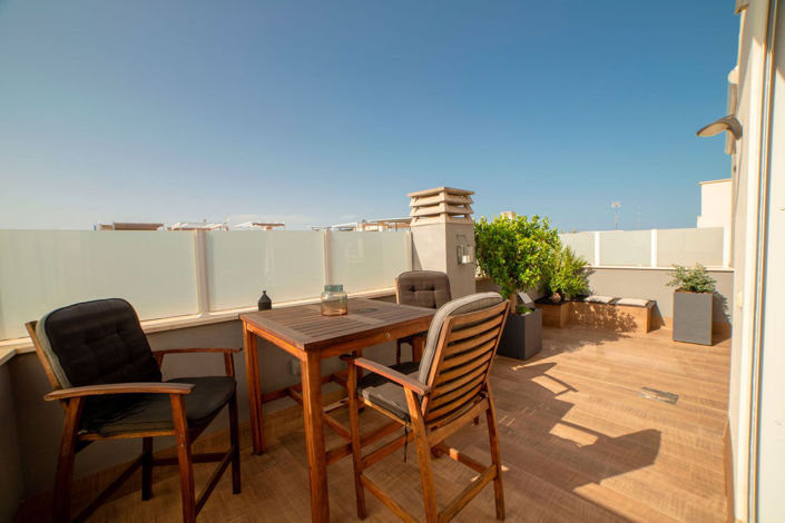 Image No.42-3 Bed House for sale