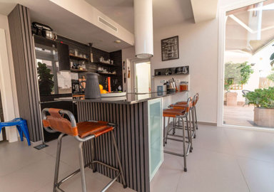 7-aa4cc561180b369757c0bb4af9886cd3