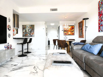 12-53013098fcab6c38b1379cd33298e050