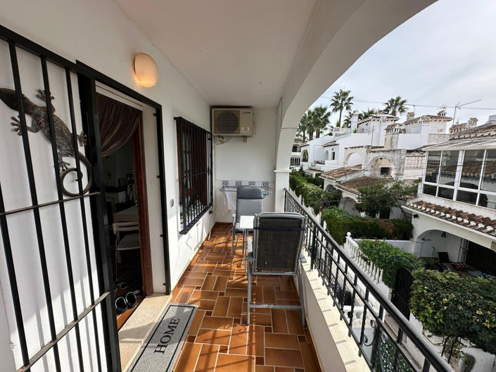 Image No.7-2 Bed House for sale