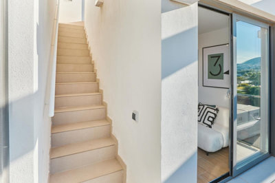 13-5fd73dea700db77384c091ca9818b1a9