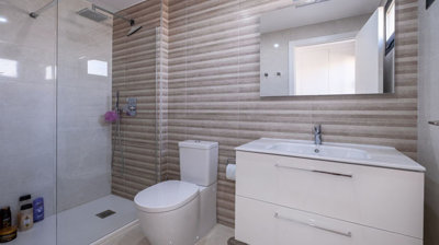 11-20939a0134ad724a8cb2a801094d15a4