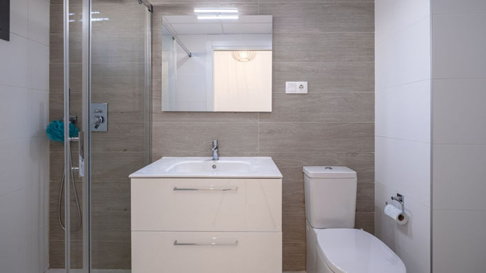 Image No.14-2 Bed Apartment for sale