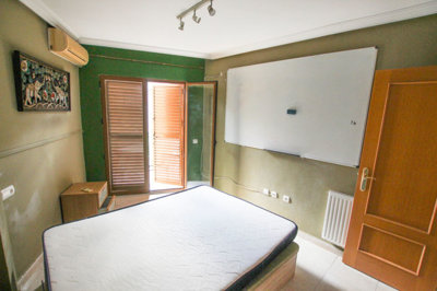 10-bb915d1cb19341576dcdc994b81ab9c5