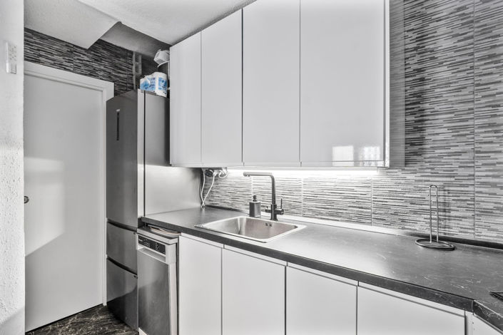 Image No.10-2 Bed House for sale