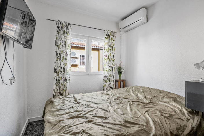 Image No.14-2 Bed House for sale