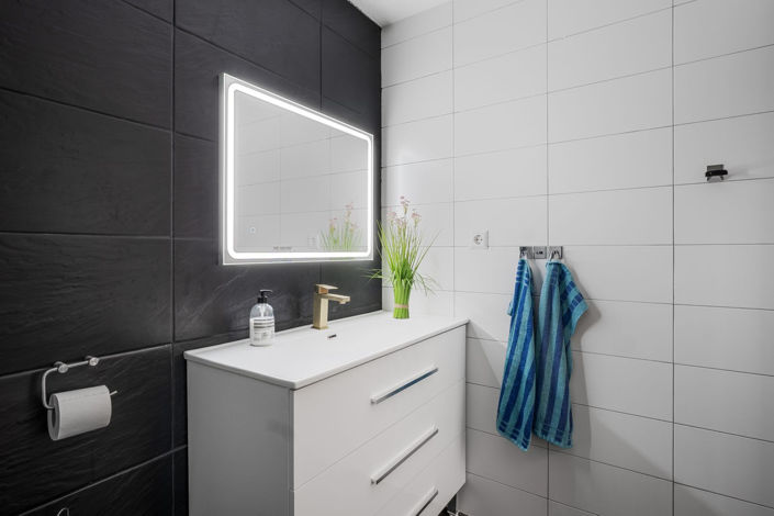 Image No.16-2 Bed House for sale