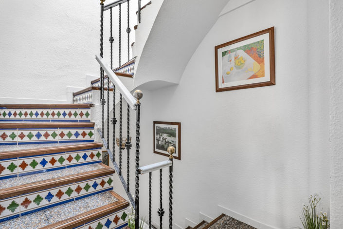 Image No.4-2 Bed House for sale