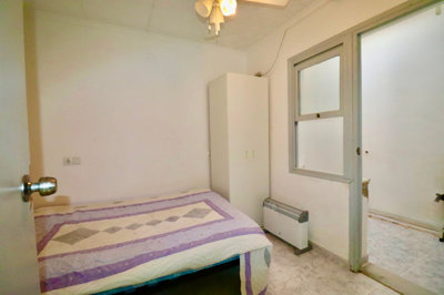 8-e64a9055bba3e77ac8aca3b893cdf826