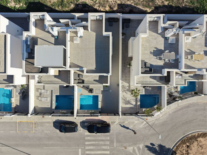 Image No.7-3 Bed House for sale