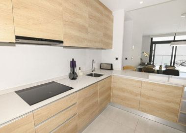 9-467d0cee5b725f3ef65f102a0c2e69c0