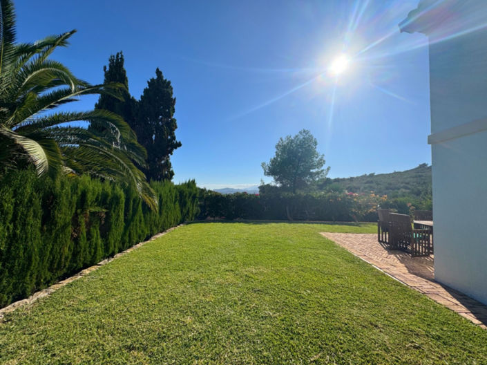 Image No.37-4 Bed House for sale