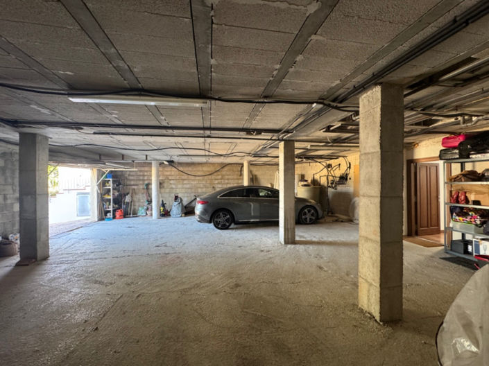 Image No.46-4 Bed House for sale