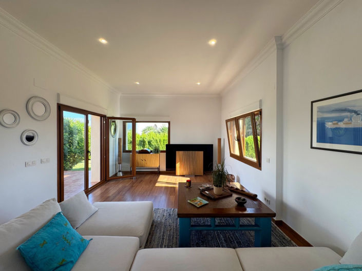 Image No.7-4 Bed House for sale