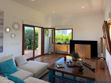 8-e64a9055bba3e77ac8aca3b893cdf826