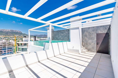 9-467d0cee5b725f3ef65f102a0c2e69c0