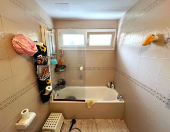 8-e64a9055bba3e77ac8aca3b893cdf826