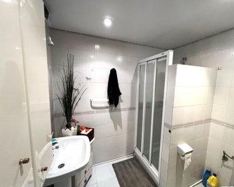 9-467d0cee5b725f3ef65f102a0c2e69c0