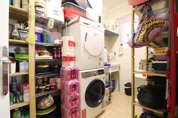 Image No.17-3 Bed House for sale