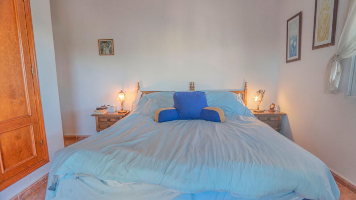 Image No.16-3 Bed House for sale