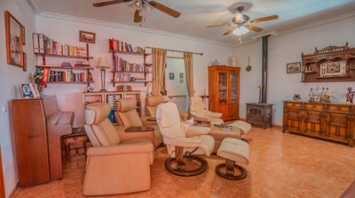 9-467d0cee5b725f3ef65f102a0c2e69c0