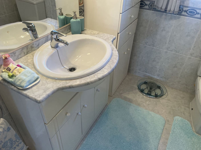 Image No.19-5 Bed House for sale