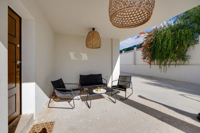 12-53013098fcab6c38b1379cd33298e050