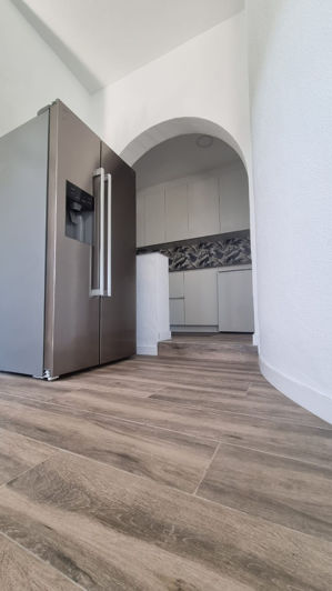 Image No.25-5 Bed House for sale