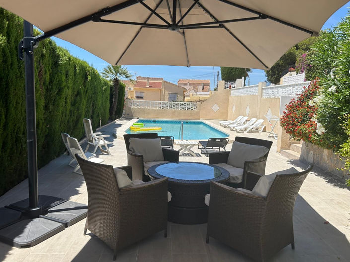 Image No.3-5 Bed House for sale