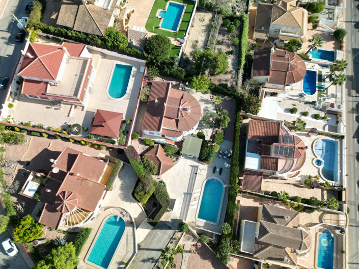 Image No.30-5 Bed House for sale