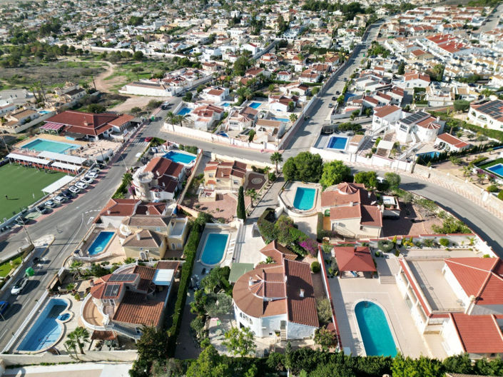 Image No.35-5 Bed House for sale