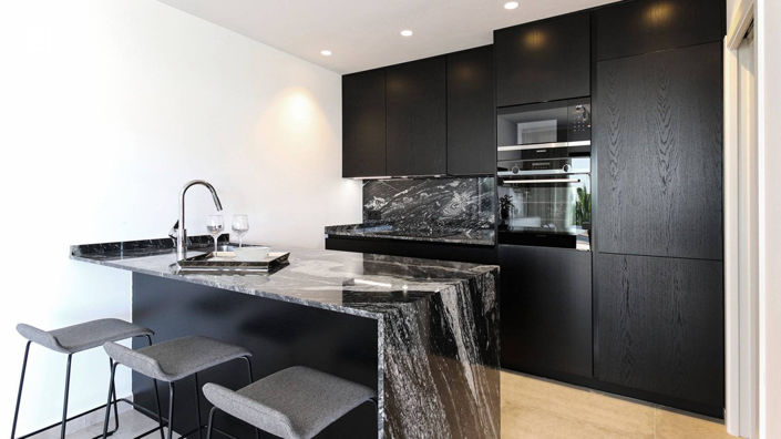 Image No.15-3 Bed House for sale