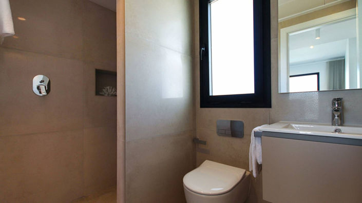 Image No.24-3 Bed House for sale