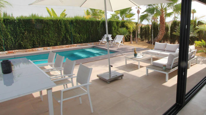 Image No.3-3 Bed House for sale