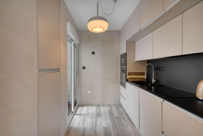 Image No.18-3 Bed Apartment for sale