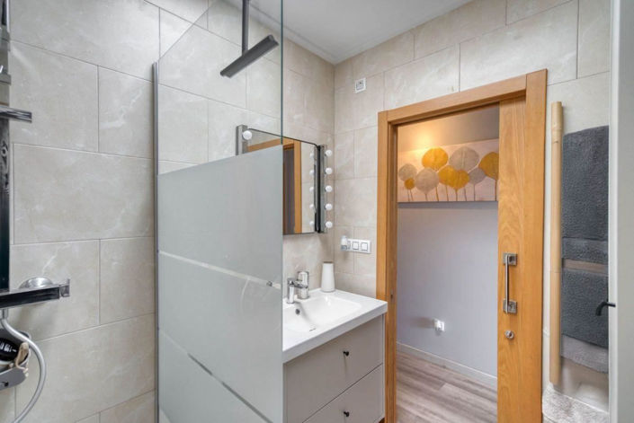 Image No.29-3 Bed Apartment for sale