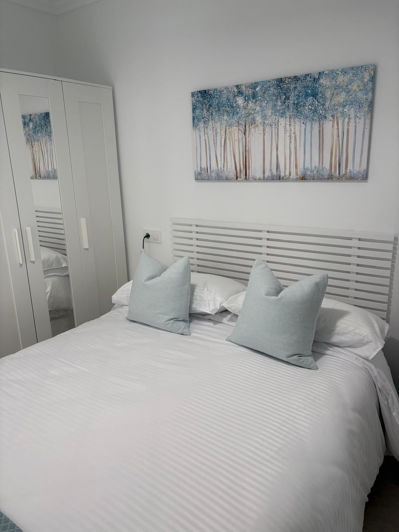 Image No.11-3 Bed House for sale